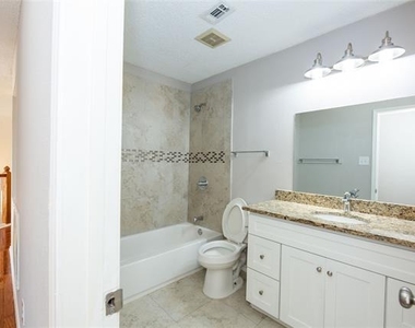 6718 Scarlet Drive - Photo Thumbnail 25