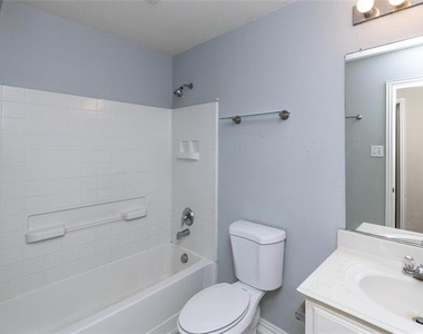 306 Tarpan Trail - Photo Thumbnail 26