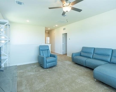 8715 Royal Star Road - Photo Thumbnail 24