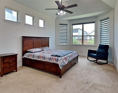 2931 Genevieve Lane - Photo Thumbnail 11