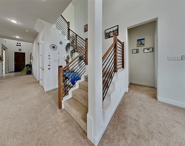 2931 Genevieve Lane - Photo Thumbnail 16