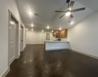543 Bradburn Road - Photo Thumbnail 5