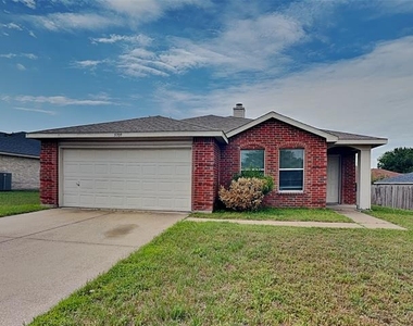 5709 Addington Drive - Photo Thumbnail 10