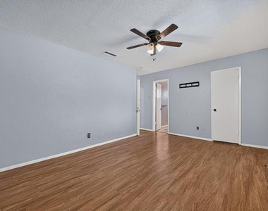 210 Nettletree Street - Photo Thumbnail 9