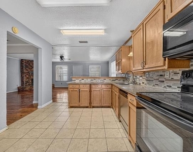 210 Nettletree Street - Photo Thumbnail 2