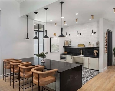 5300 Berkley Knoll Circle - Photo Thumbnail 10