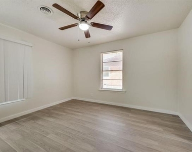 4626 Utah Avenue - Photo Thumbnail 4
