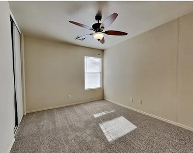 7375 W Palo Verde Drive - Photo Thumbnail 13