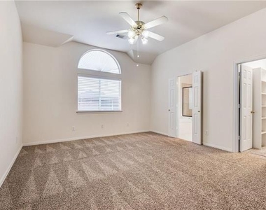 4041 Brazos Drive - Photo Thumbnail 14