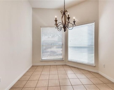 4041 Brazos Drive - Photo Thumbnail 13