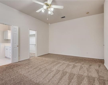 4041 Brazos Drive - Photo Thumbnail 15