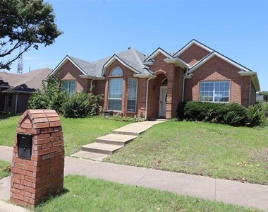4041 Brazos Drive - Photo Thumbnail 1
