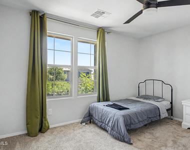 43938 W Palo Olmo Road - Photo Thumbnail 21