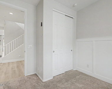 43938 W Palo Olmo Road - Photo Thumbnail 12