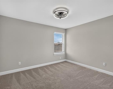 1309 Butler Avenue - Photo Thumbnail 26