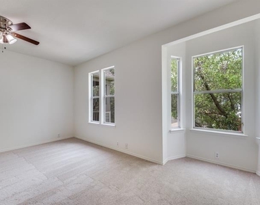 10716 Astor Drive - Photo Thumbnail 23