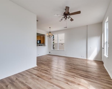 10716 Astor Drive - Photo Thumbnail 20