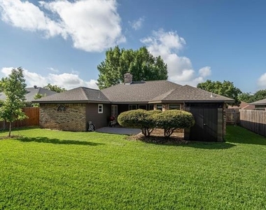 2926 Cripple Creek Trail - Photo Thumbnail 17