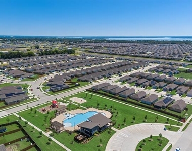 520 Waymaker Way - Photo Thumbnail 24