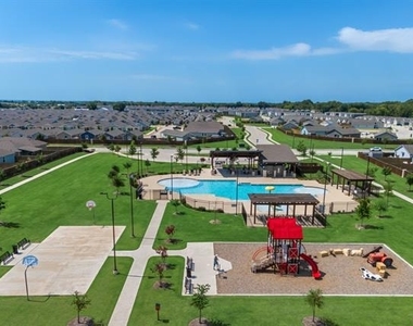 520 Waymaker Way - Photo Thumbnail 25