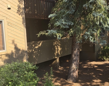 2831 N Walnut Hills Drive - Photo Thumbnail 1