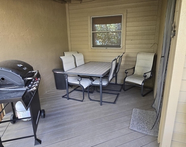 2831 N Walnut Hills Drive - Photo Thumbnail 29