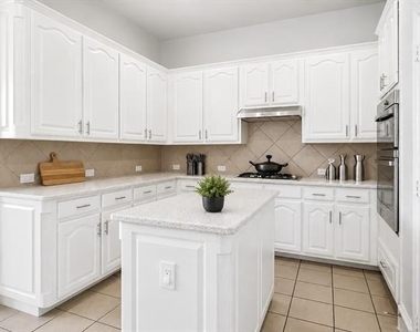 1604 Morning Dove Court - Photo Thumbnail 10
