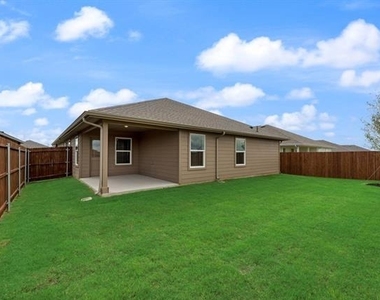 16537 Hudson Prairie Way - Photo Thumbnail 17