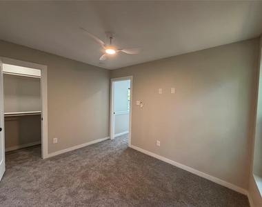 957 Woods Avenue - Photo Thumbnail 14