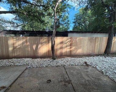 957 Woods Avenue - Photo Thumbnail 21
