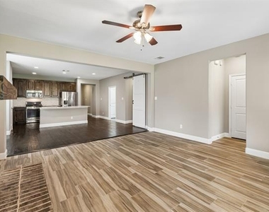 15424 Bluffdale Drive - Photo Thumbnail 10
