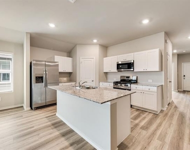 16521 Hudson Prairie Way - Photo Thumbnail 8
