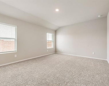 16521 Hudson Prairie Way - Photo Thumbnail 17