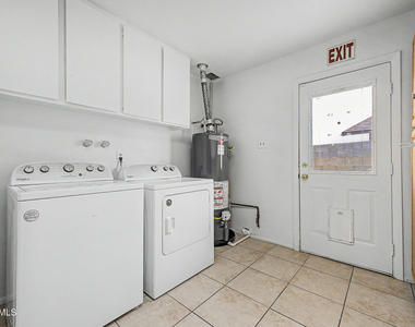 4401 S Rita Lane - Photo Thumbnail 30