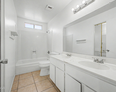 4401 S Rita Lane - Photo Thumbnail 22