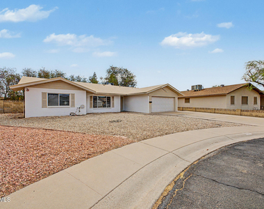 4401 S Rita Lane - Photo Thumbnail 2