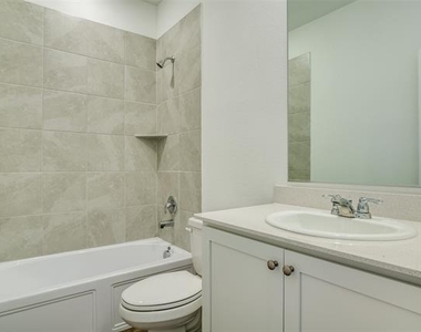 1228 Almond Road - Photo Thumbnail 10