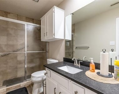 47 Shady Brook Circle - Photo Thumbnail 18