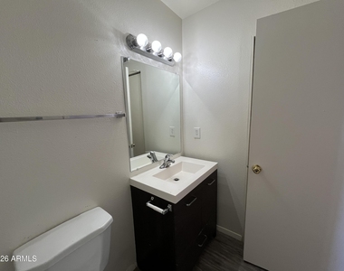 3034 E Cicero Street - Photo Thumbnail 8