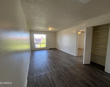 3034 E Cicero Street - Photo Thumbnail 10