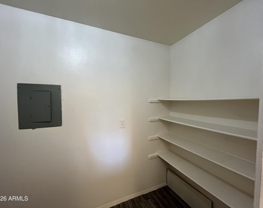 3034 E Cicero Street - Photo Thumbnail 12