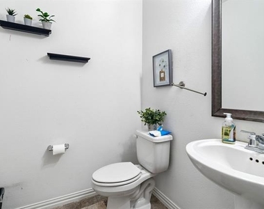 5517 Demi Sec Drive - Photo Thumbnail 8