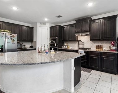 5517 Demi Sec Drive - Photo Thumbnail 5