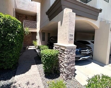 3235 E Camelback Road - Photo Thumbnail 11
