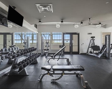 2600 W 7th Street - Photo Thumbnail 30