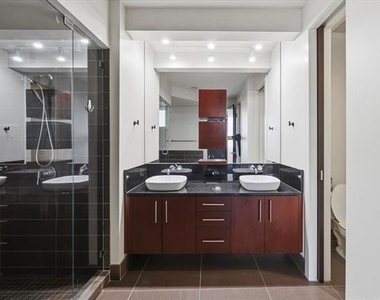 2600 W 7th Street - Photo Thumbnail 14