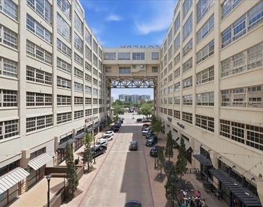 2600 W 7th Street - Photo Thumbnail 24