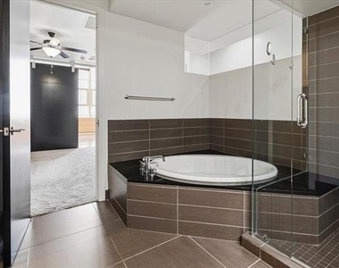 2600 W 7th Street - Photo Thumbnail 16