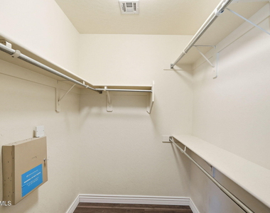 115 W Mountain Sage Drive - Photo Thumbnail 27
