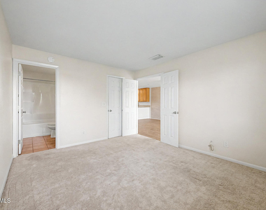 4354 N 82nd Street - Photo Thumbnail 10